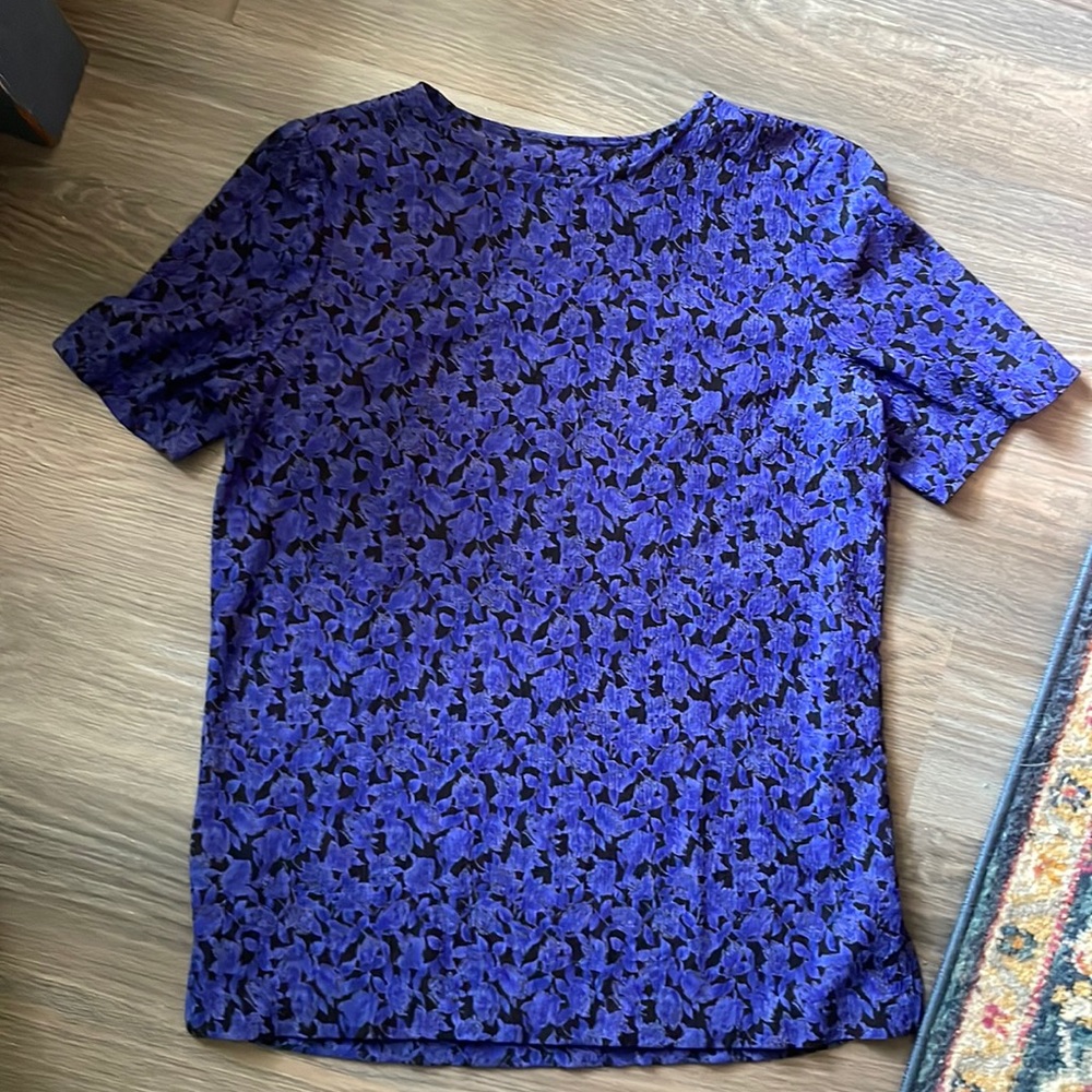 Vintage blue floral short sleeve polyester blouse with lining